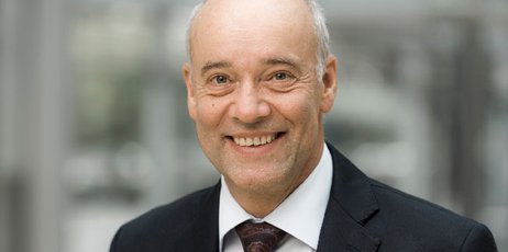 Ein Porträt von Dr. Jürgen Zastrow.
